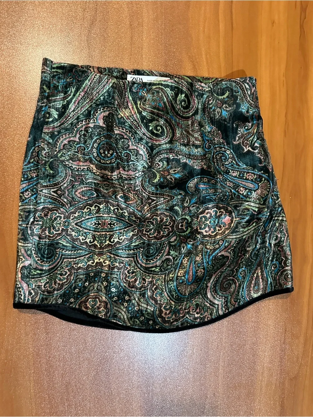 ZARA Paisley Velvet Mini Skirt Size XS Boho Y2K Stretch Bodycon Multicolor Women